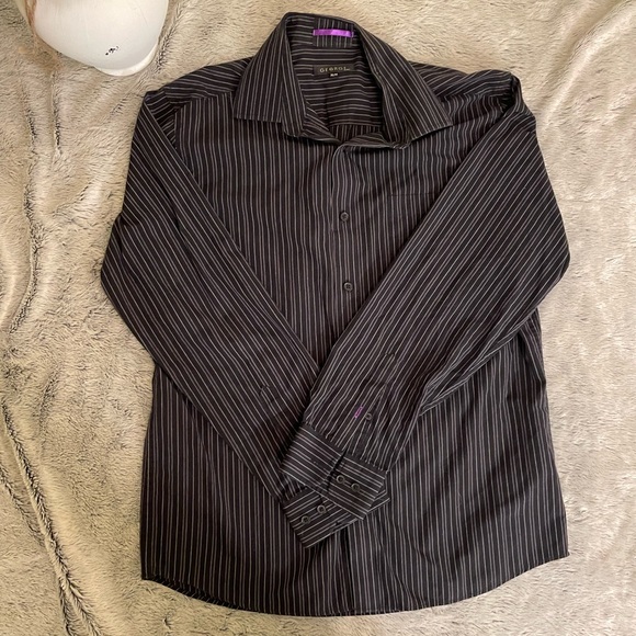 Men’s black and white button-down - Picture 3 of 3